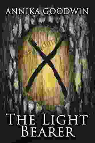 The Light Bearer Frances Hardinge